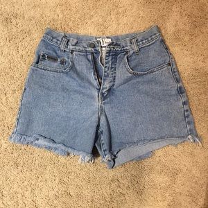 Vintage high waisted jean shorts